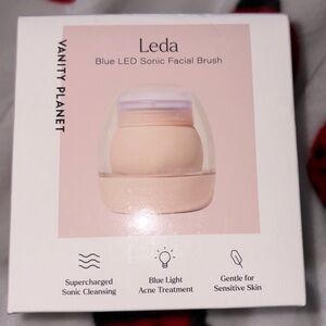 NIB VANITY PLANET Anti-Aging Leda Blue LED Sonic Facial Brush - "New"